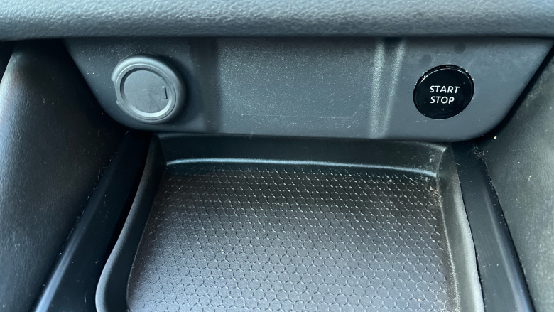 Nissan Qashqai 1.5 E-Power N-Connecta 5dr Auto Hybrid Hatchback